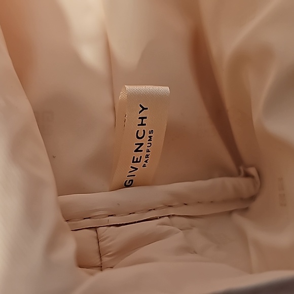 Givenchy Parfums Toiletry Logo Cosmetic Bag Travel Pouch Clutch Pink Shell shape - Picture 4 of 9